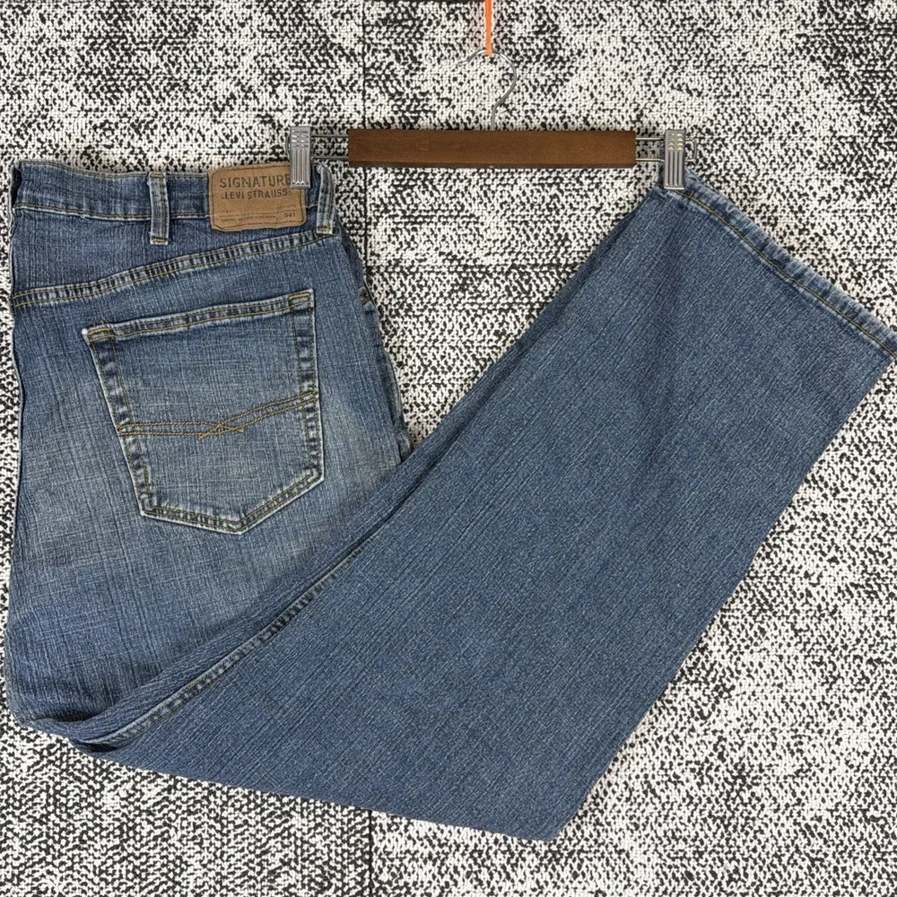 Levis Signature S61 Relaxed Fit Blue Jeans Mens 40 X 32‎ (FITS 40 X 30) Denim